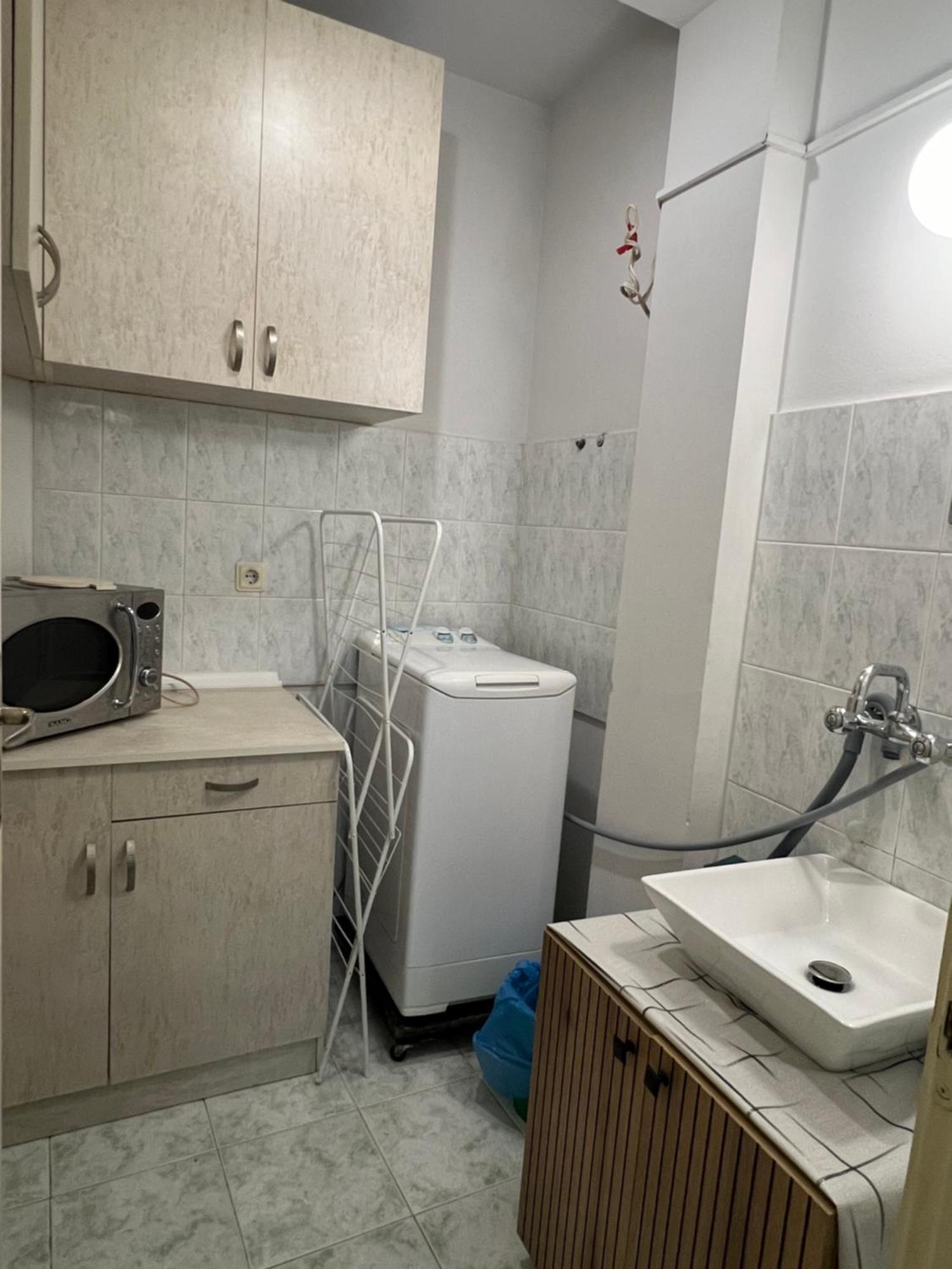 Cheep&Free On The Ground Floor And Pets Friendly Apartment София Екстериор снимка